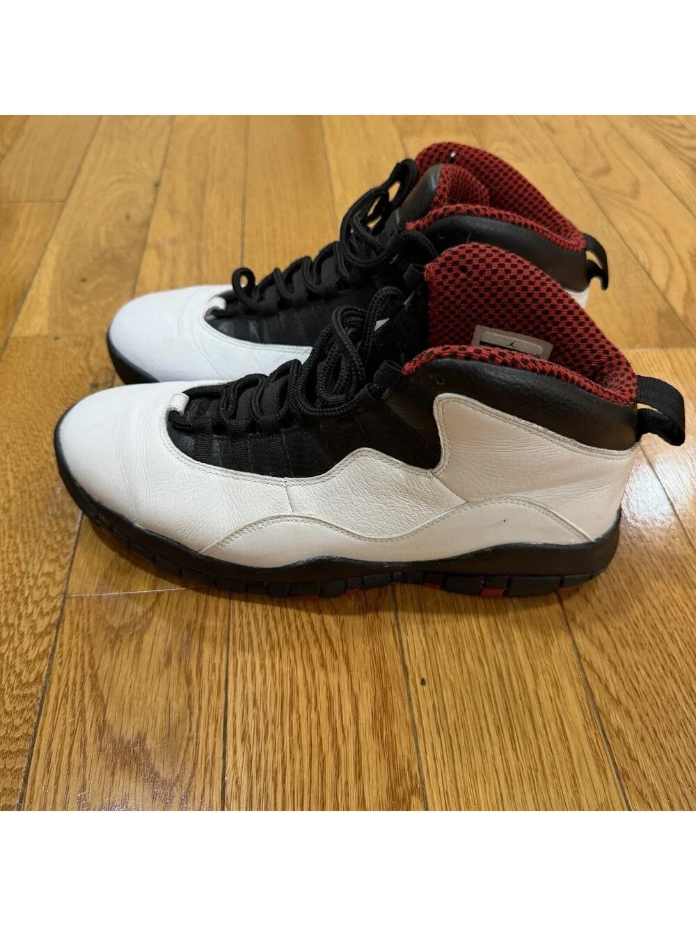Size 10 Us Men’s - Air Jordan 10 Retro 2012 Chicago AIR JORDAN 23